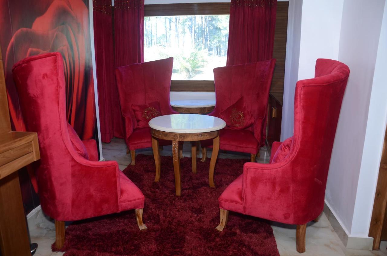 Hotel Saheb'S Castle Mcleodganj McLeod Ganj Exteriör bild